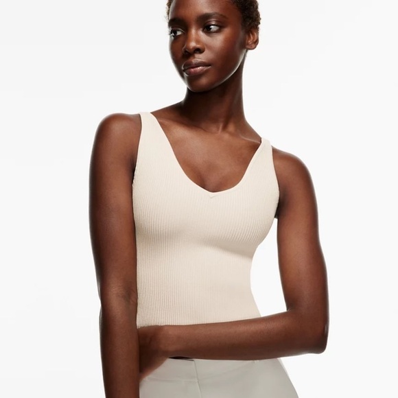 Aritzia Babaton Sculpt Knit V Neck Ribbed Tank Black Sz XS - Picture 1 of 7